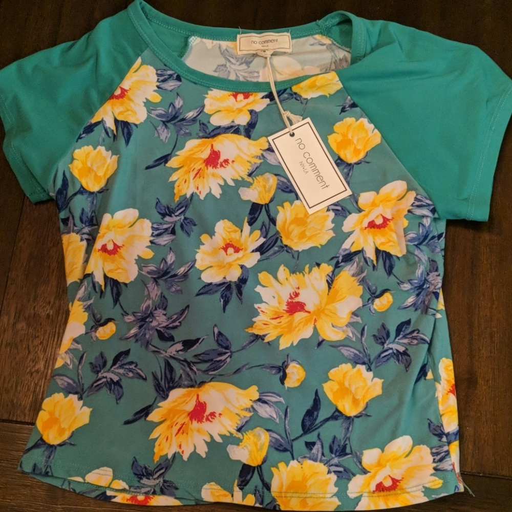 No Comment green floral shirt size Medium